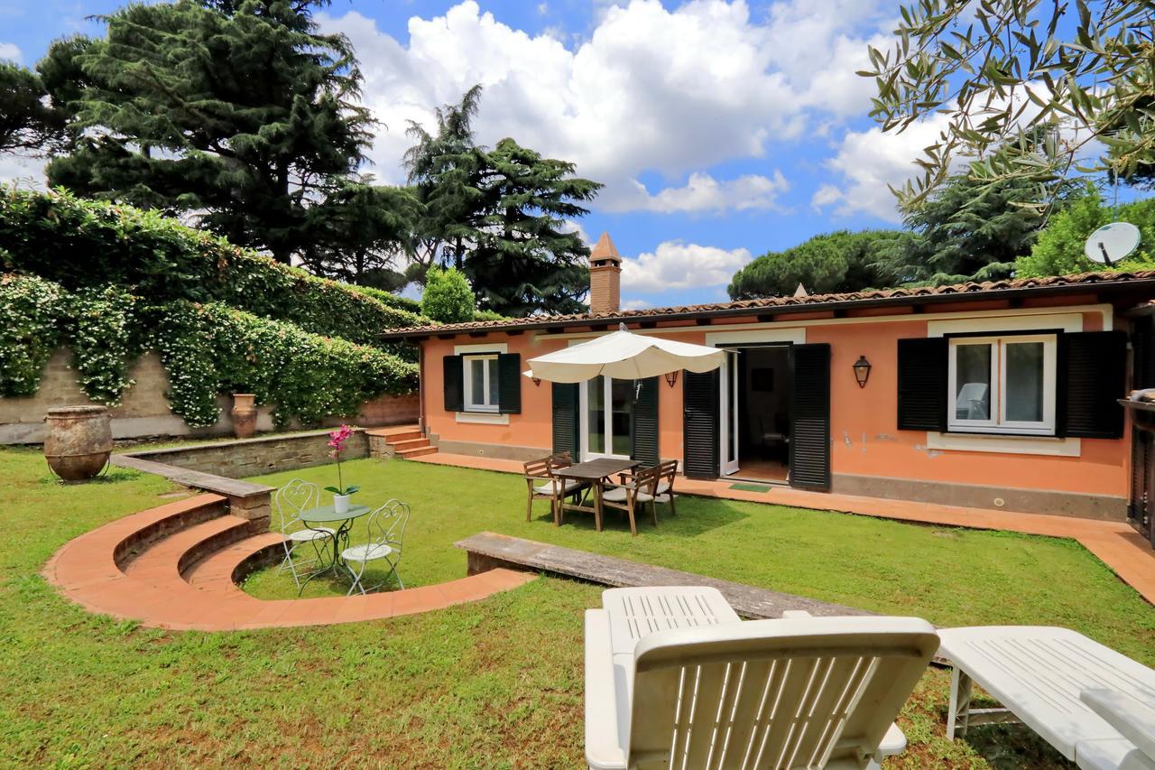 Via Pierre Villa Ciampino Exterior photo